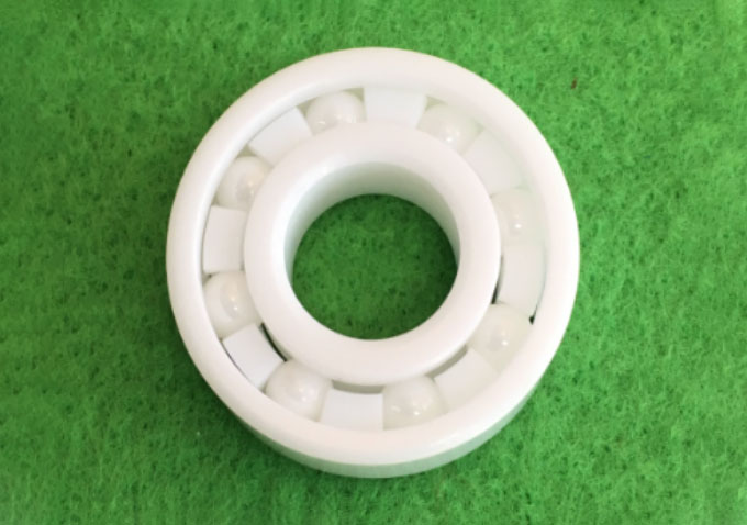 セラミックベアリング